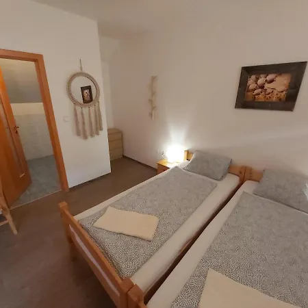 Gasthuis Pivni Lednice 3*