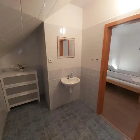 Pivni Lednice 3* Lhota pod Libčany