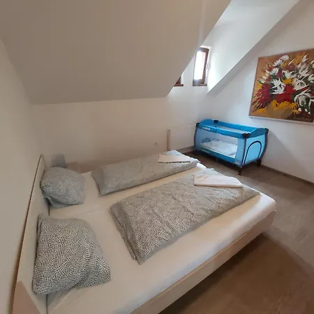 Pivni Lednice ゲストハウス Lhota pod Libčany